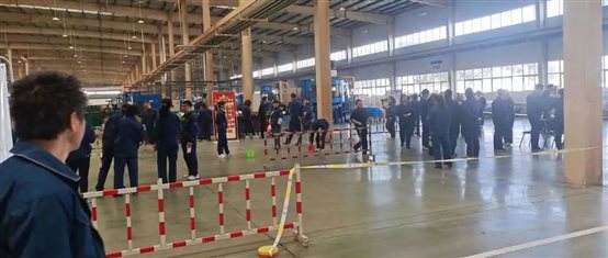 http://mmbiz.qpic.cn/sz_mmbiz_jpg/6LcUNThJFfFKzuTyiaQJExaNkW1Em48GQ9fJzmI1FyHDKPtOw1GD5mTLID2qsR72kjeSiauulyumyRgHt91Wpdog/640?wx_fmt=jpeg&wxfrom=5&wx_lazy=1&wx_co=1